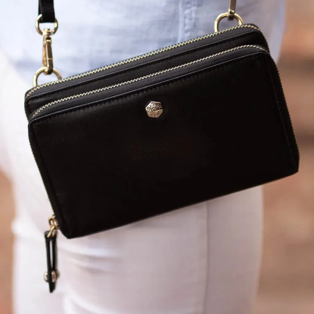 Chic Tan Women's Handbag with Customizable Strap Options