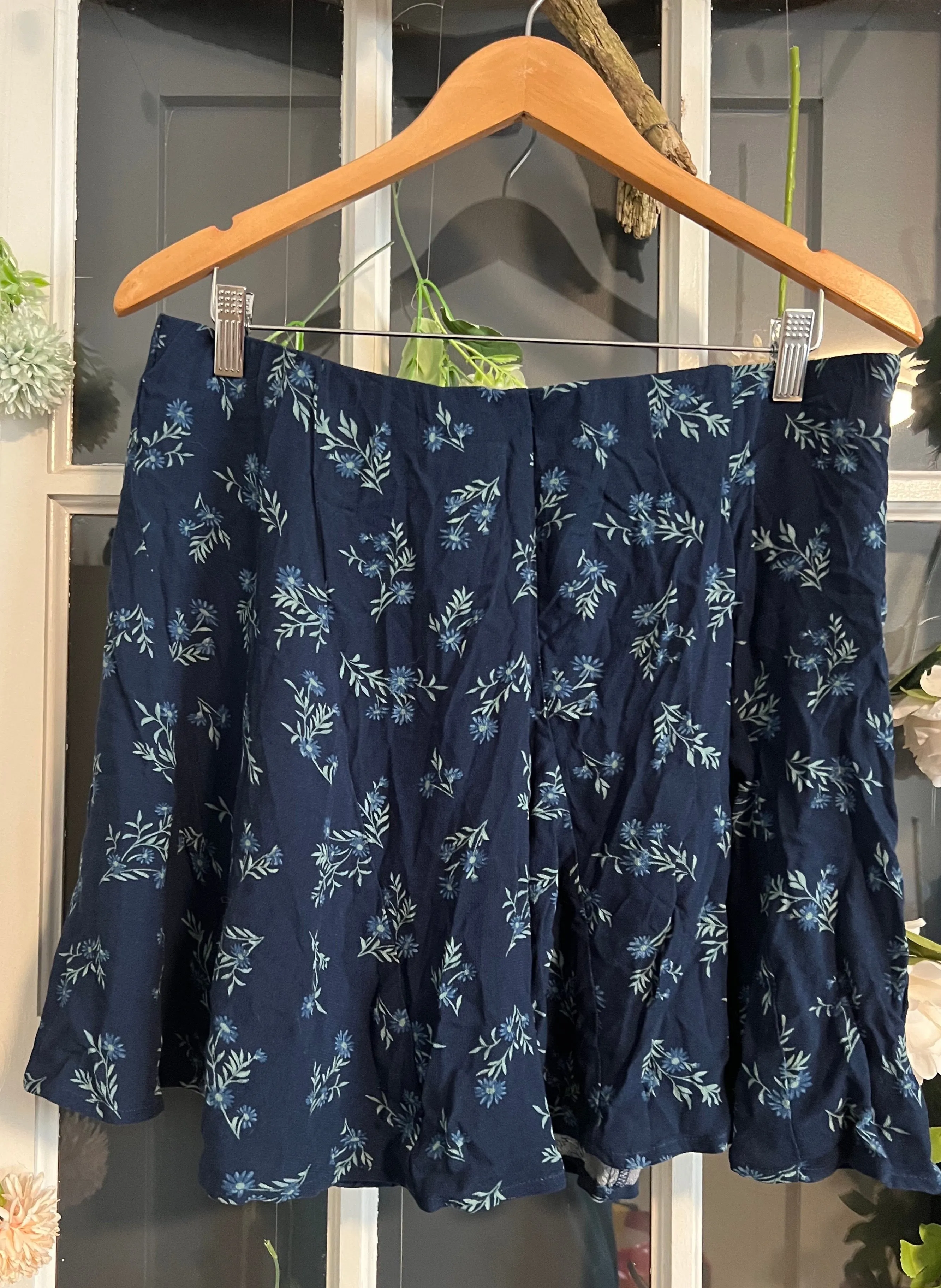 Navy Blue Floral Skirt XL