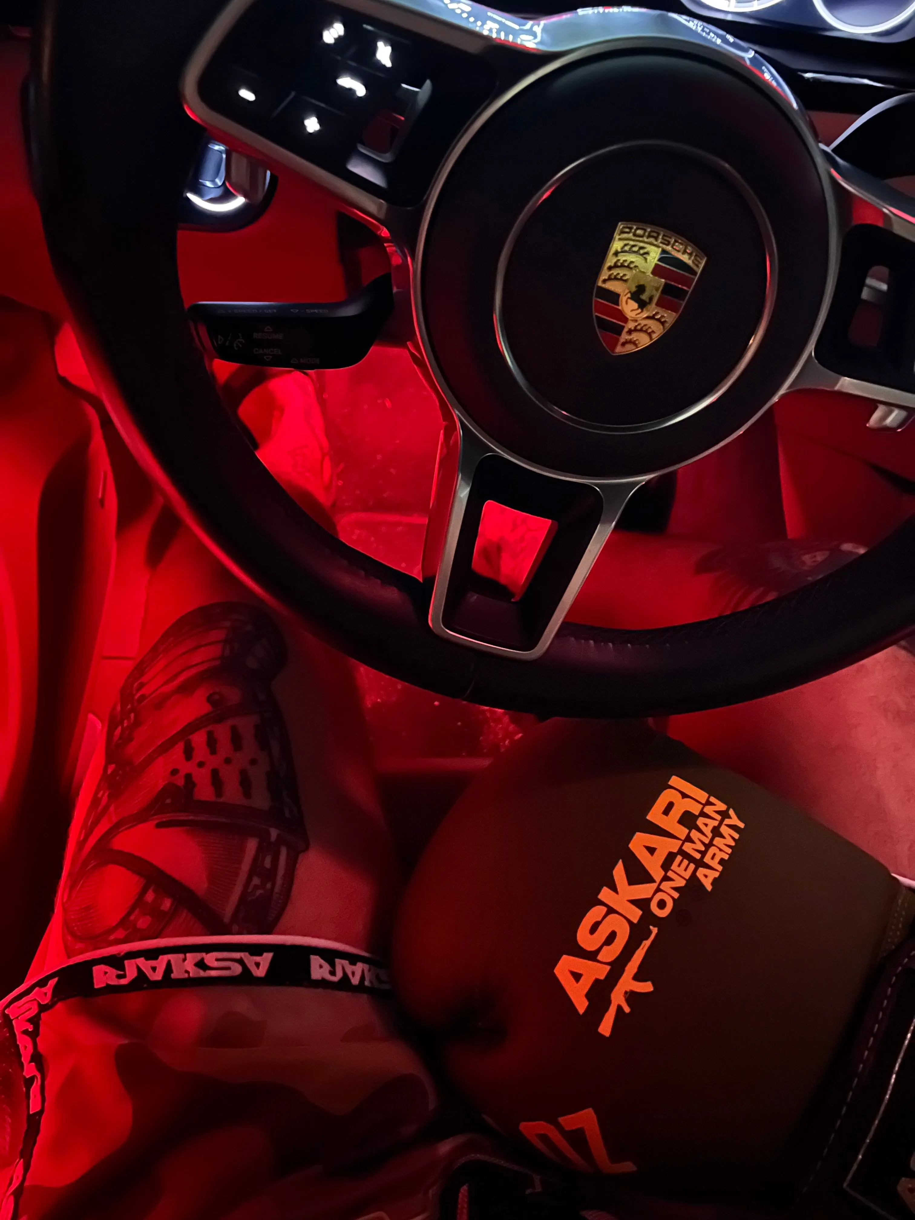 "ONE MAN ARMY" BOXING GLOVES