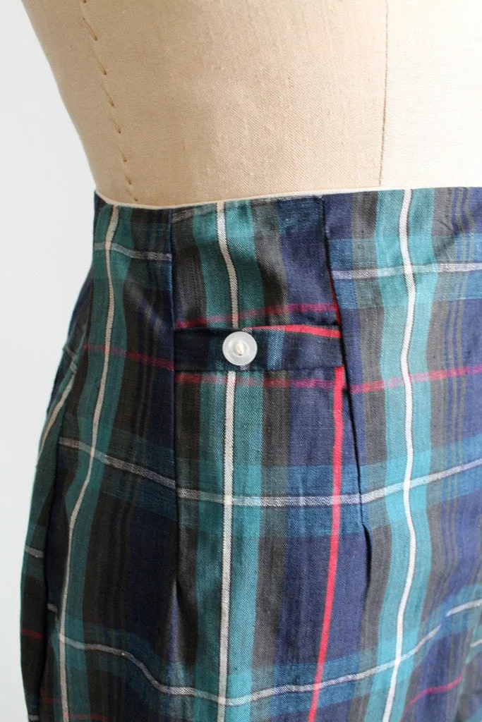 Vintage 1950s High Waisted Plaid Pin Up Shorts